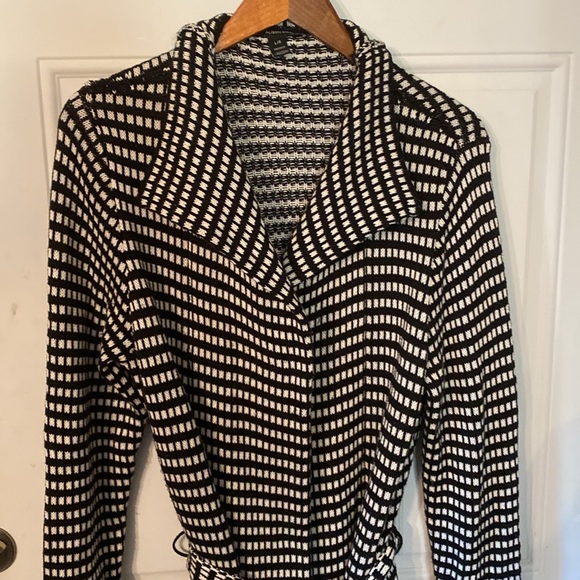 Alison Sheri Black and White Patterned Long Belted Open Front Cardigan - Picture 2 of 12